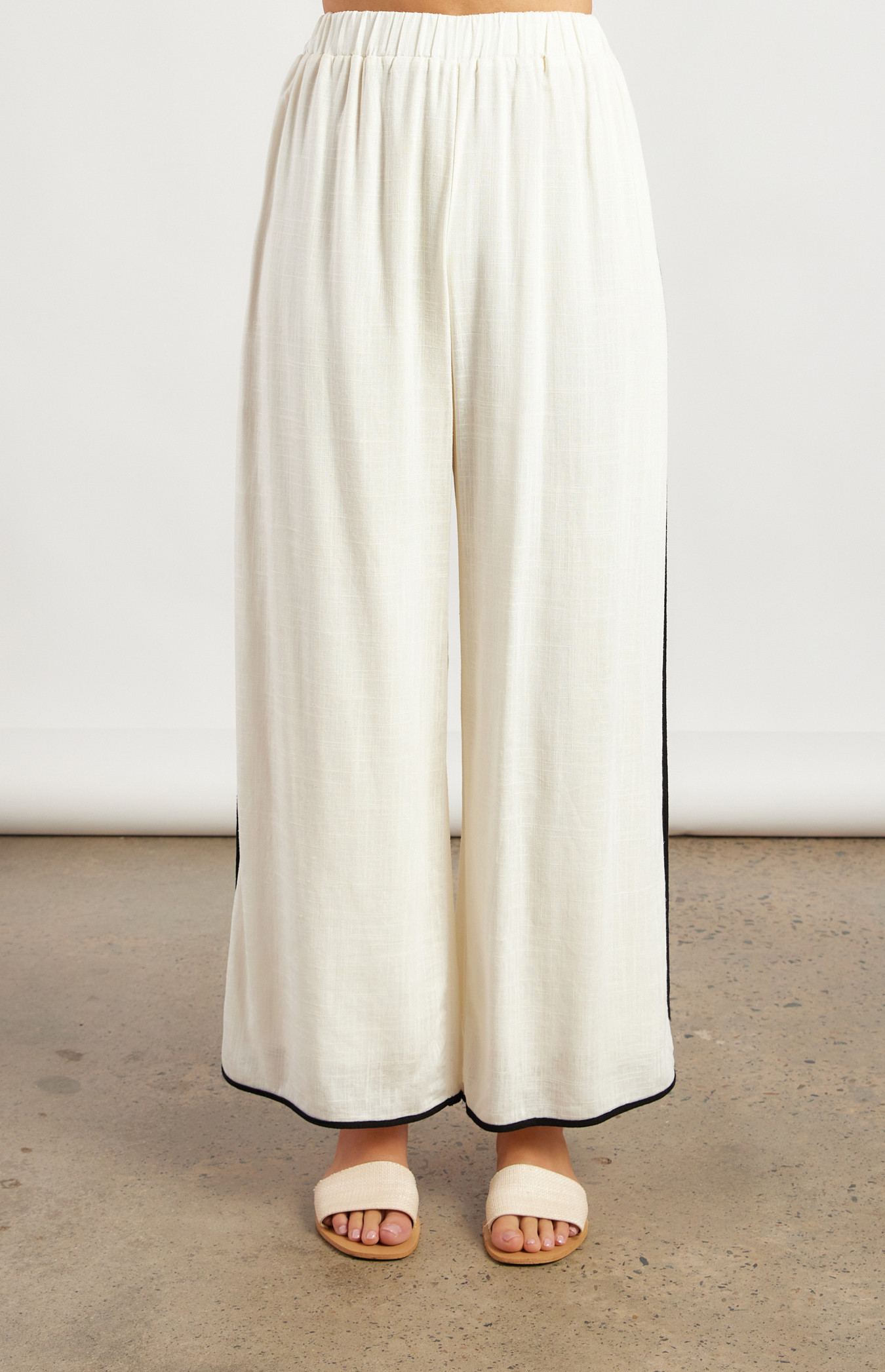 Contrast Detail Pants with Elastic Waist (WPA291A)